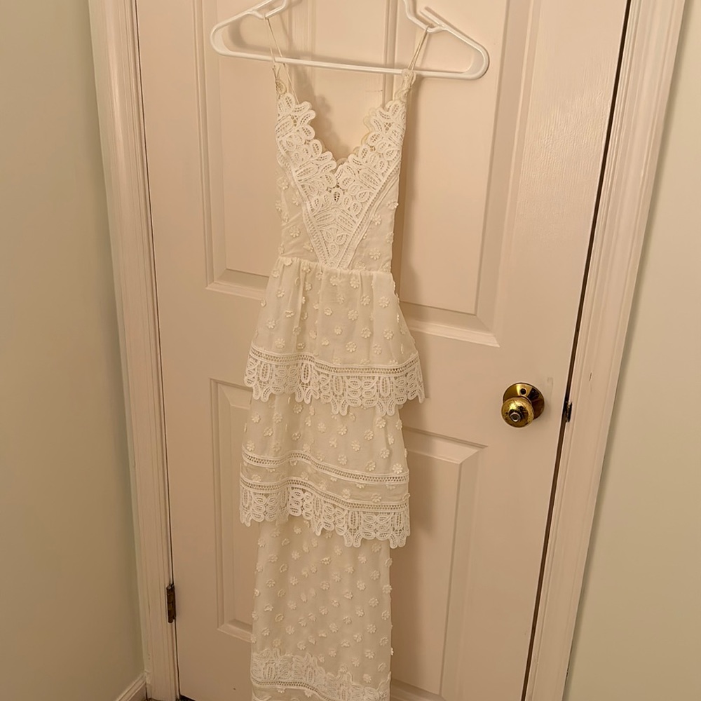 Self portrait gown beautiful white lace!